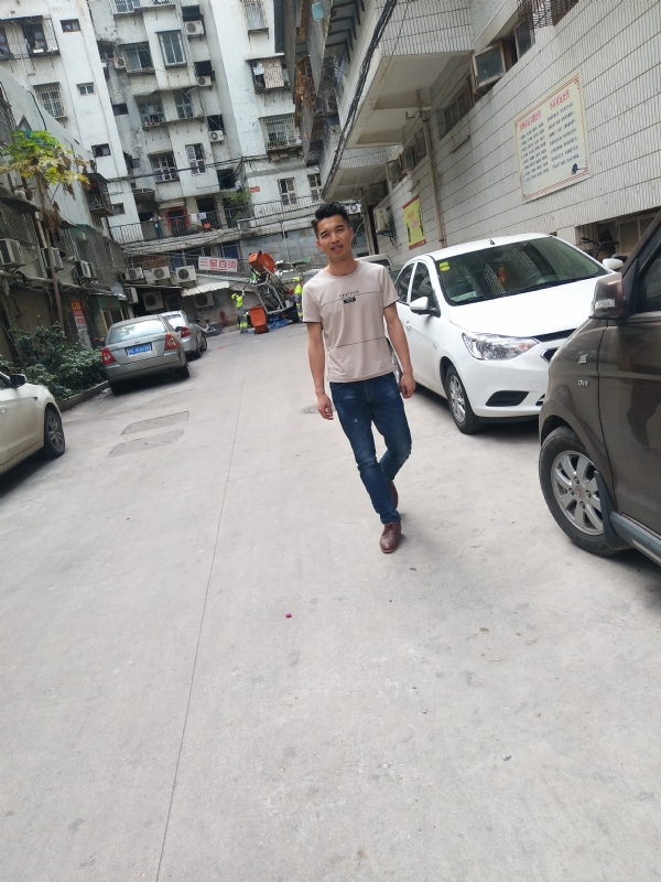 突然的自我的第三张照片--宁德相亲网