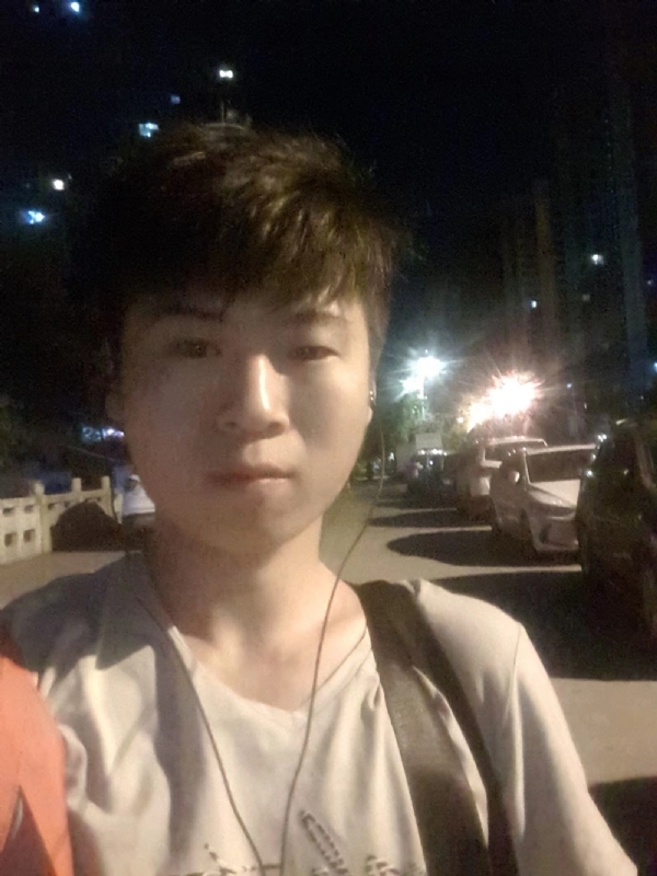 流星的瞬间的第一张照片--宁德相亲网
