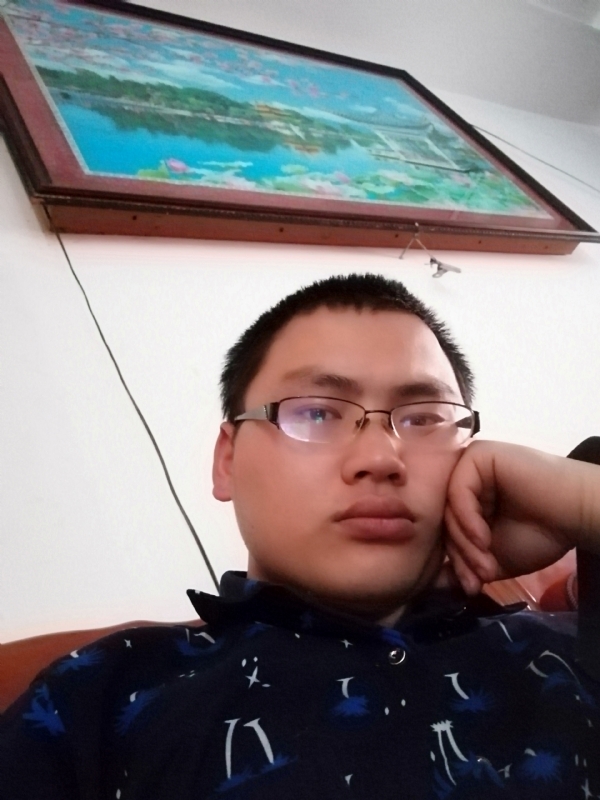 90男孩的第一张照片--宁德相亲网