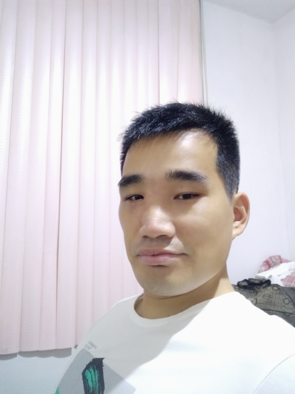 大男孩的第一张照片--宁德相亲网