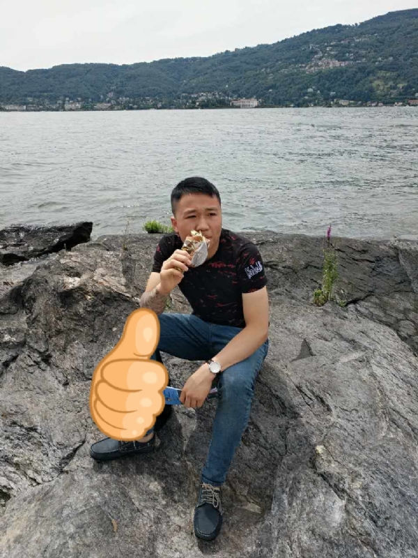 绚烂背后的平淡的第一张照片--宁德相亲网