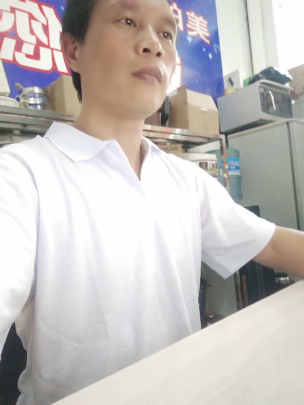 深蓝色的海的第一张照片--宁德相亲网