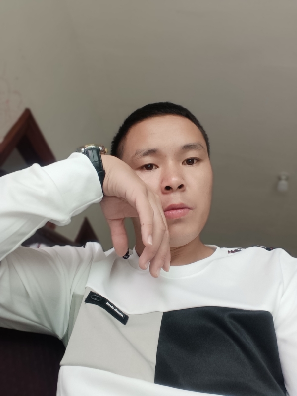 冷漠的第一张照片--宁德相亲网