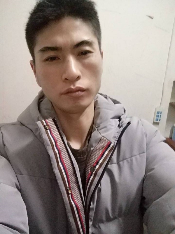 花若离枝的第一张照片--宁德相亲网