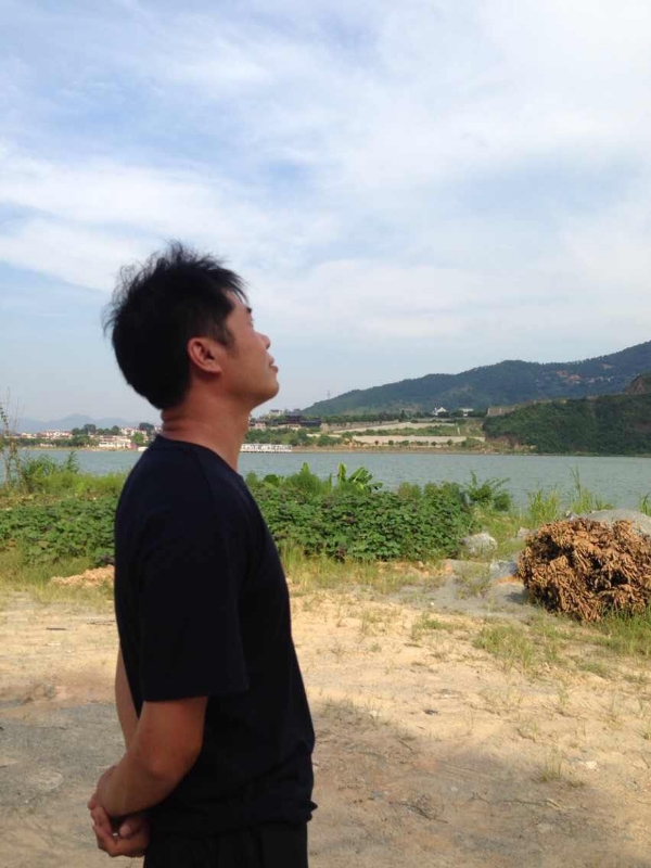 雾里看花的第一张照片--宁德相亲网