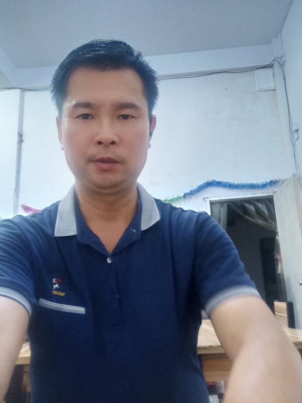 我是自强不息的第一张照片--宁德相亲网