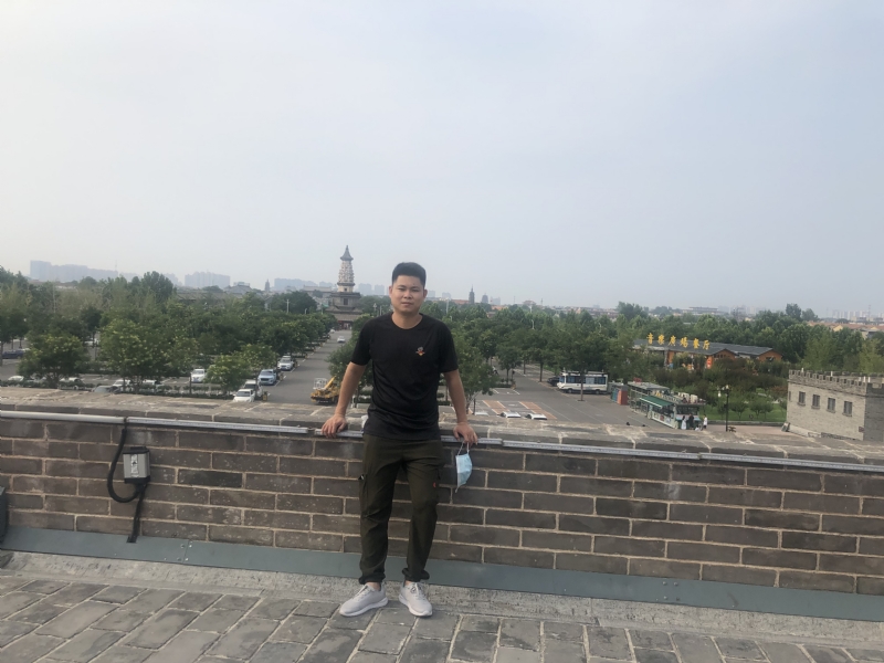 123.向左向右的第一张照片--宁德相亲网