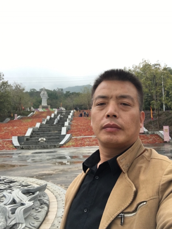 开心的松鼠的第一张照片--宁德相亲网