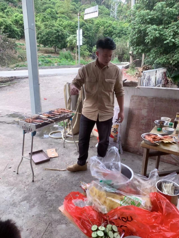 你黑我哟的第一张照片--宁德相亲网