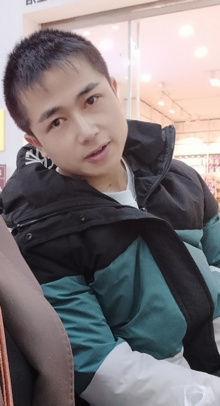 不骄不躁的第一张照片--宁德相亲网